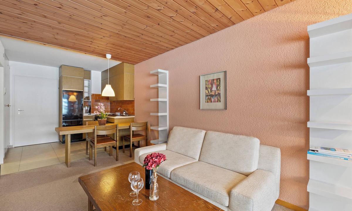 Parpan Apartment | 1.5 room vacation apartment in the heart of Parpan