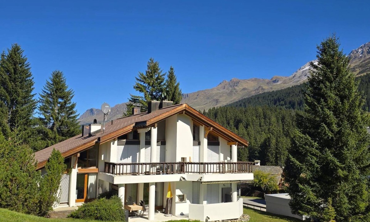 Lenzerheide Apartment | 2.5 room vacation apartment with outdoor seating area in Lenzerheide