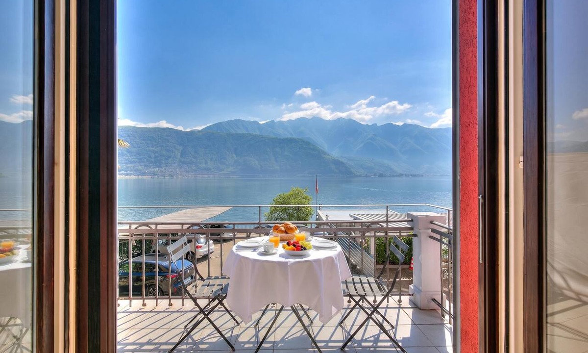 Melide Apartment | 76 The Lake House Marte, Melide, Switzerland