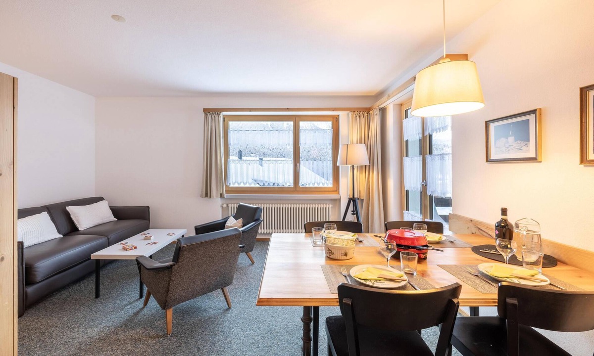 Engadin Scoul Apartment | Allegra und Herzlich Willkommen in der Ferienwohnung Chasa Val 2