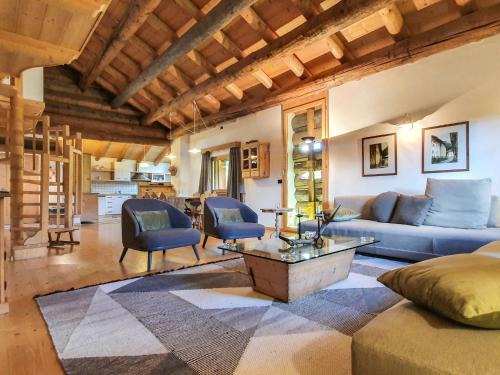 Bellamonte Apartment | Apartment Chalet Baita Tabià Dolomites by Interhome