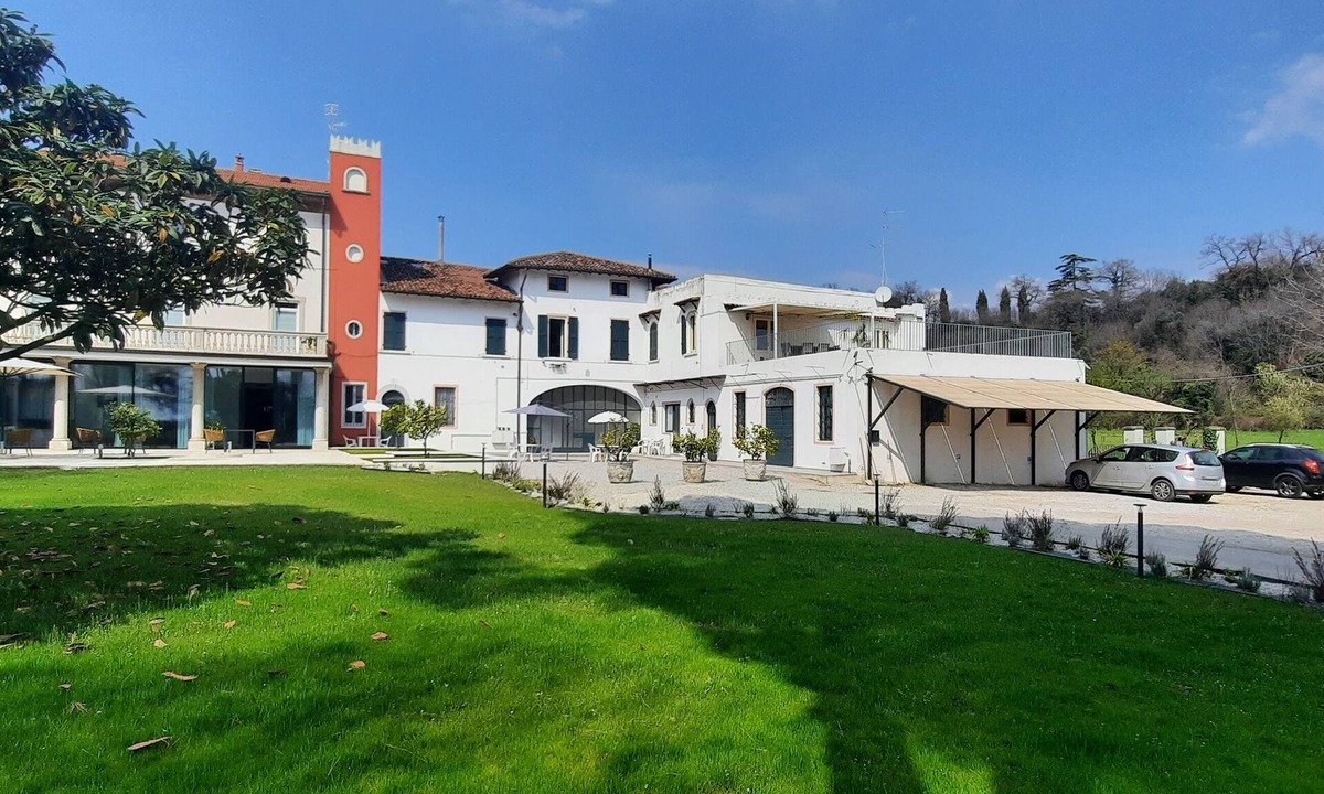 Desenzano del Garda Apartment | APARTMENT FOR COUPLES