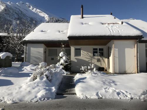 Engelberg Apartment | Apartment Hostattstrasse 20 by Interhome