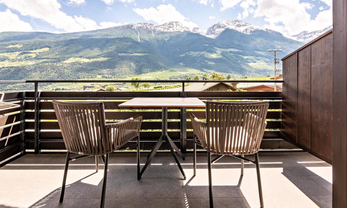 Silandro Apartment | Apartment 'Kortscherhof Apt 2-2' with Mountain View, Shared Garden and Wi-Fi