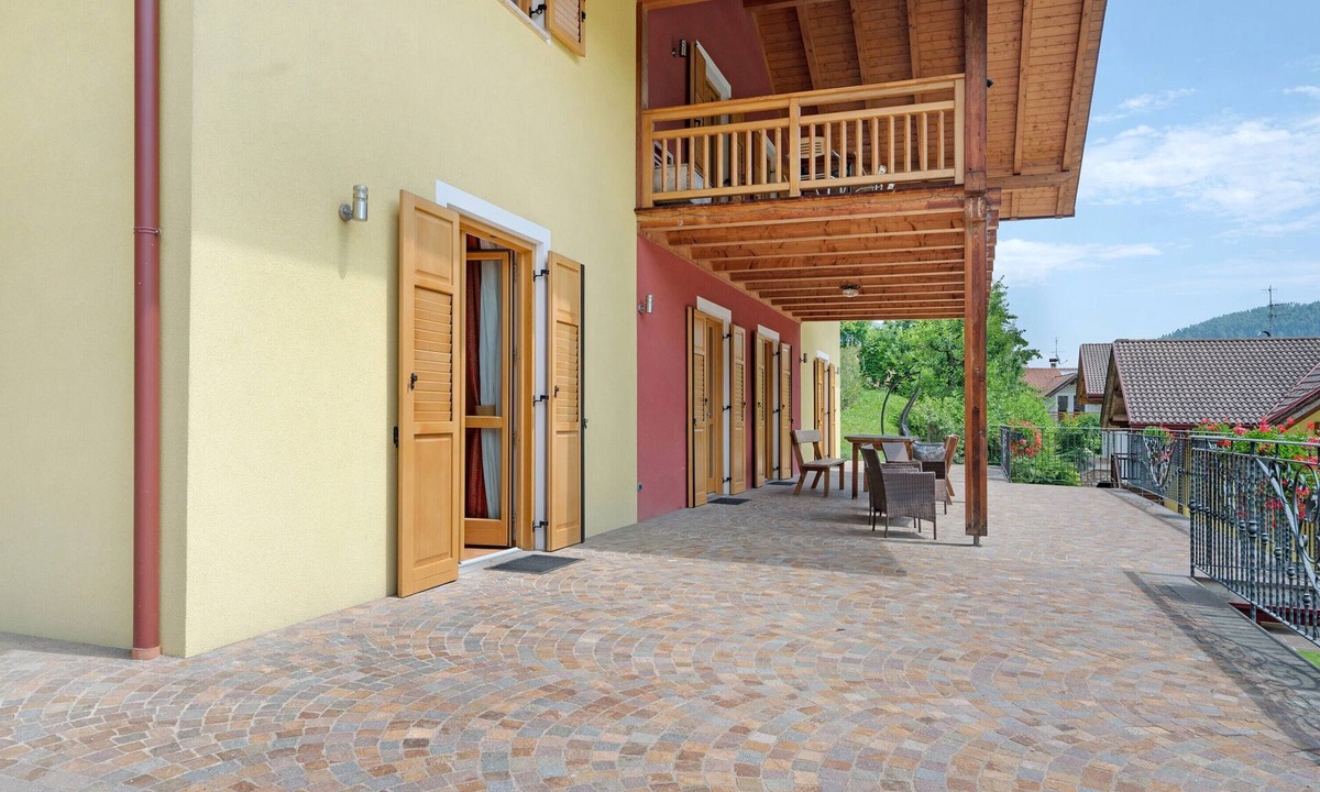 Caldes Apartment | Apartment 'Stanza 1' with Mountain View, Private Terrace and Wi-Fi
