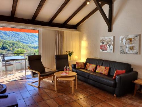 Capriasca Apartment | Apartment Villaggio Sureggio C7 mit TicinoTicket by Interhome