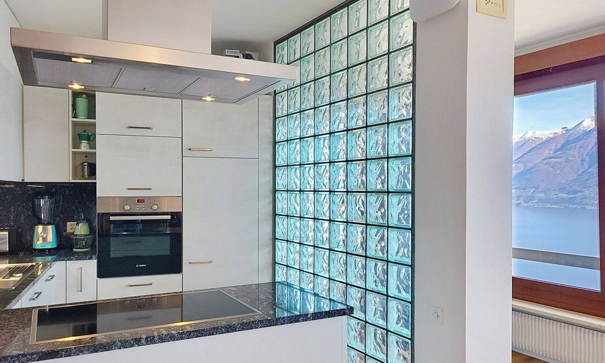 Ronco sopra Ascona Apartment | Beautiful apartment for 4 people with WIFI, TV, balcony, pets allowed and panoramic view