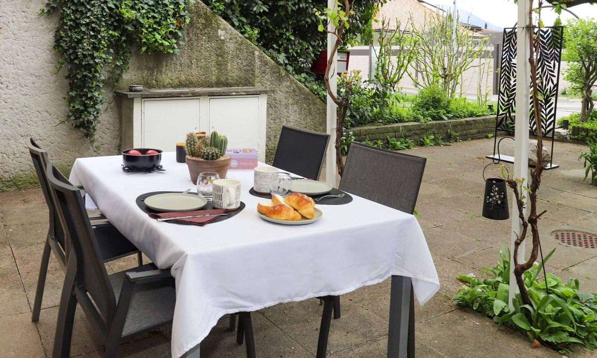 Bouveret Apartment | Beautiful apartment for 2 people with WIFI, TV, terrace and panoramic view