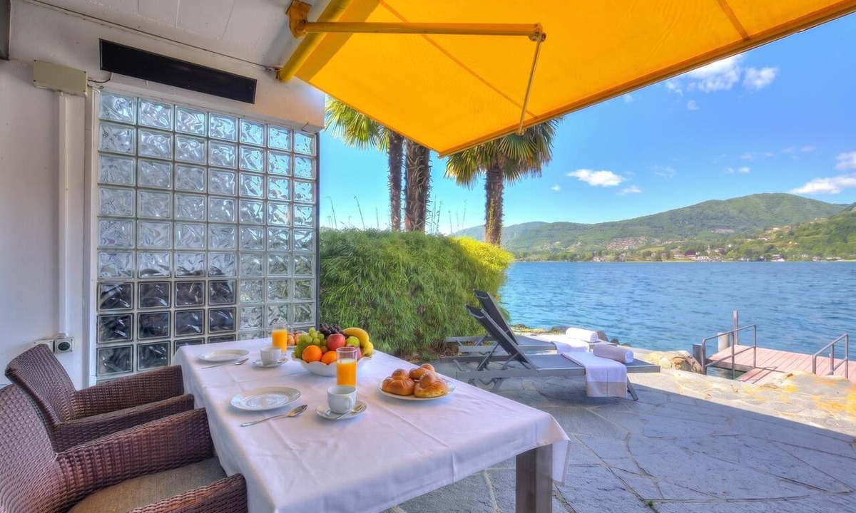 Collina d'Oro House | Bellariva On The Lake with View Balcony, Collina d'Oro, Switzerland
