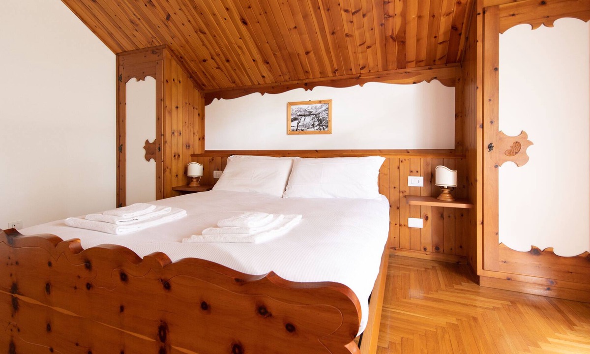 Bormio Apartment | Besta 2 - Two Bedroom Apartment, Sleeps 5