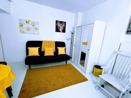 Morcote Apartment | Ca' Sistina Yellow