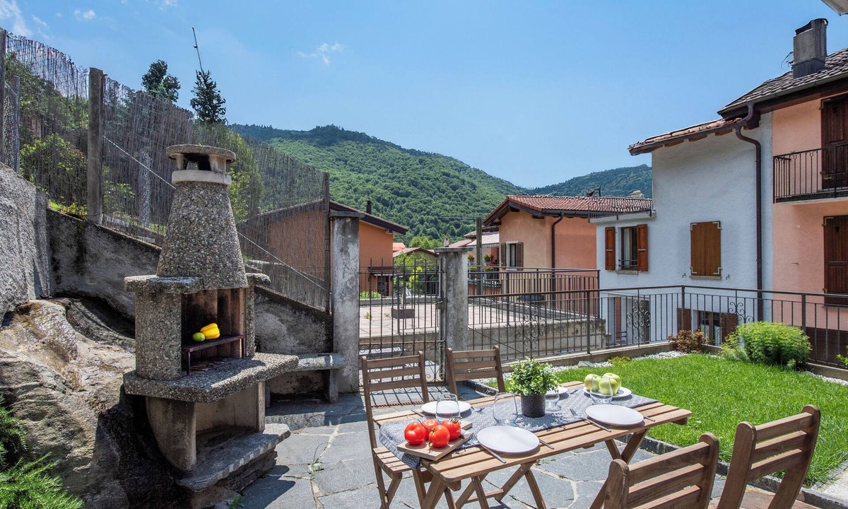 Valcolla Villa | Casa Elvezia in Val Colla | Terrace + BBQ & Fireplace, Piandera (Lugano), Switzerland