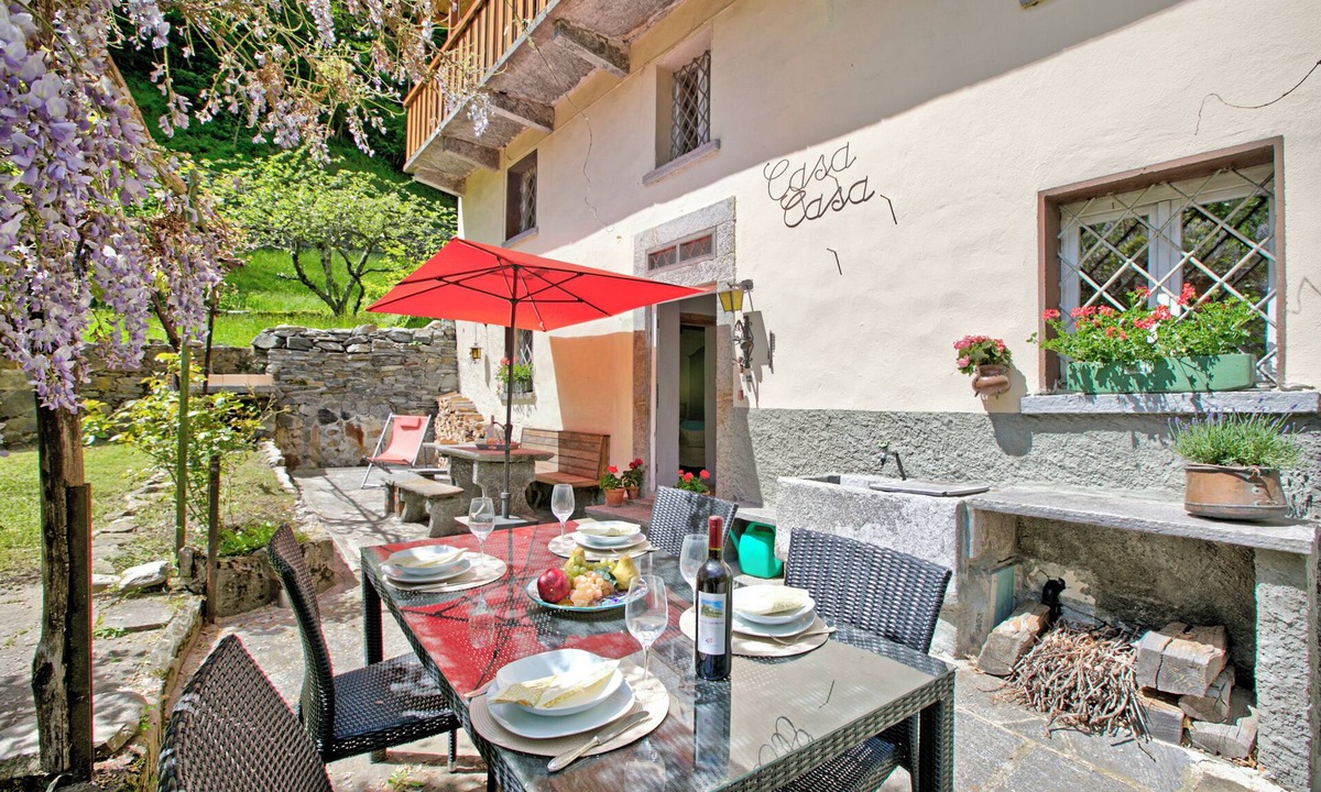Gerra Verzasca Ski Chalet | Casa Kaia Verzasca with Garden and View, Gerra Verzasca, Switzerland