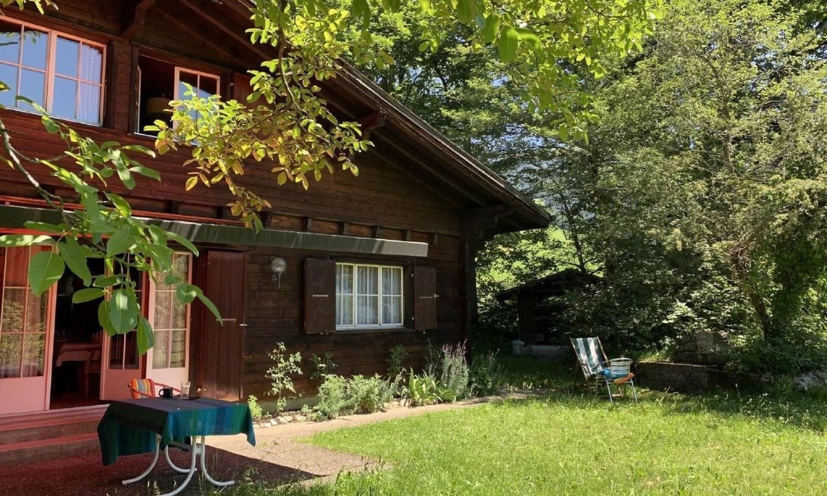 Hasliberg House | Chalet Flüehli Roth by Interhome