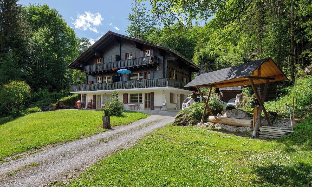 Vers L'Eglise Apartment | Chalet l'Aube by Interhome