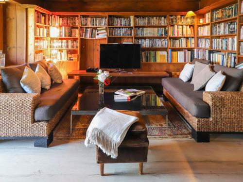 Caux Ski Chalet | Chalet Le Revers by Interhome