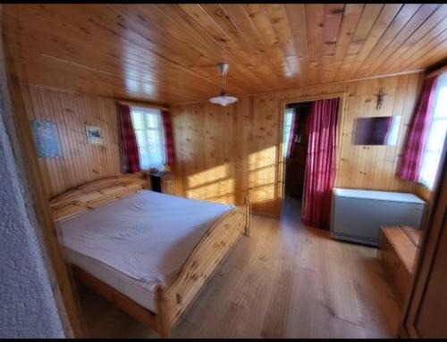 Couta Ski Chalet | Chalet Mon Plaisir Val d Herens Valais