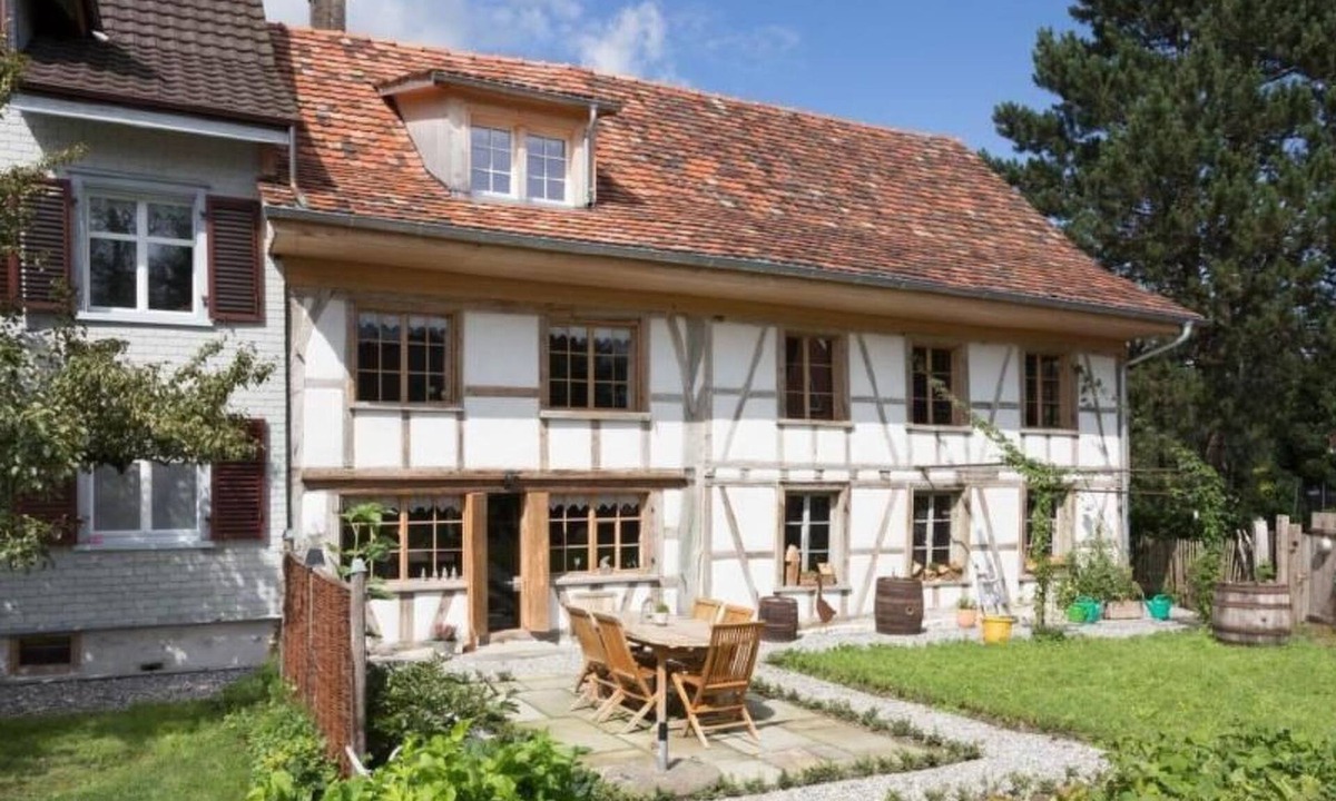 Hefenhofen House | Chatzerüti by Interhome