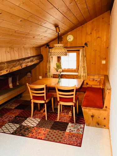 Zuoz Apartment | Chesa Margadant