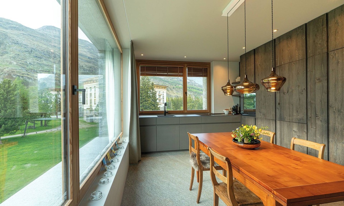 Maloja Apartment | Chesa Piol - Stylish apartment with wellness & panorama
