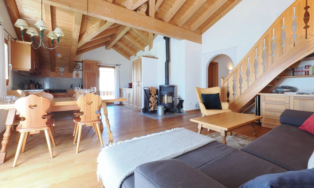 Stampa Apartment | Chesa Trais Fluors - Spacious living in a quiet location Maloja