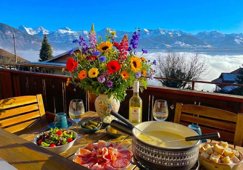 Goldiwil Ski Chalet | Concierge, Lake Thun/Alps Scenic Views by SwissHut