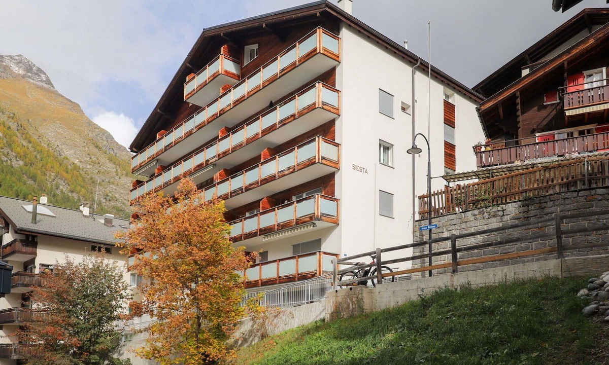 Zermatt Apartment | Cosy apartment for 2 people with WIFI and balcony