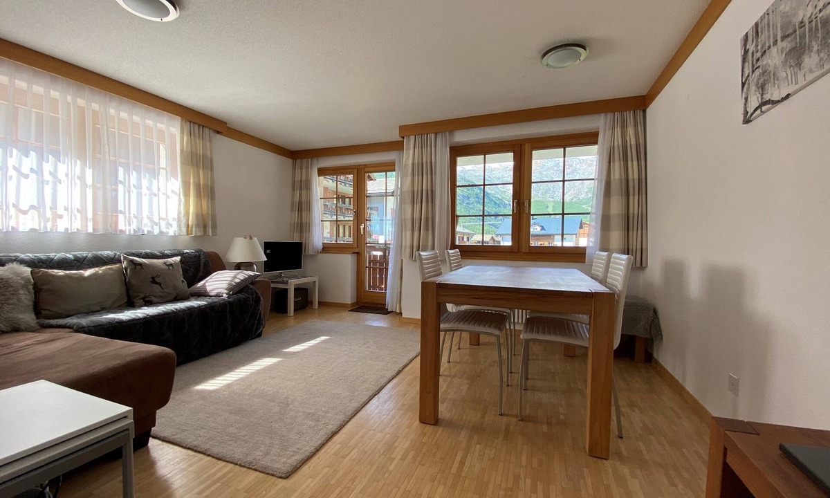 Saas-Fee Apartment | Cozy 2-Bedroom Apartment with Stunning Mountain Views in Saas-Fee
