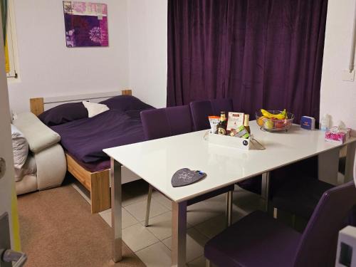 Eriswil House | Doppelzimmer direkt vorm Emmental