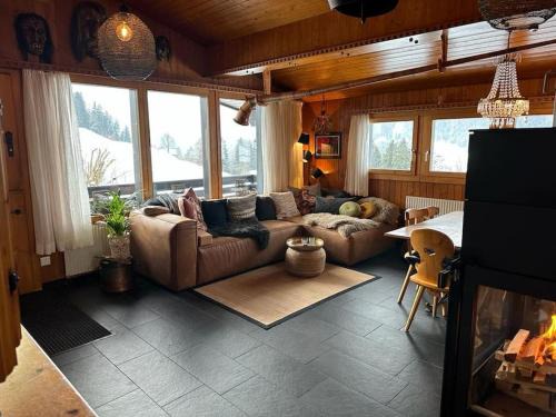 Horboden House | Drop In mountain chalet