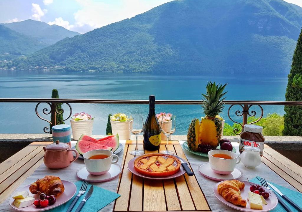 Cressogno House | Fabulous view on the Lake