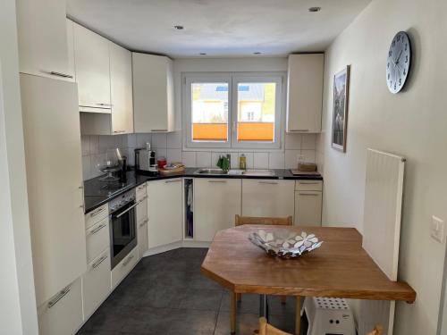 Ennetbuhl Apartment | Ferienwohnung Panoramablick