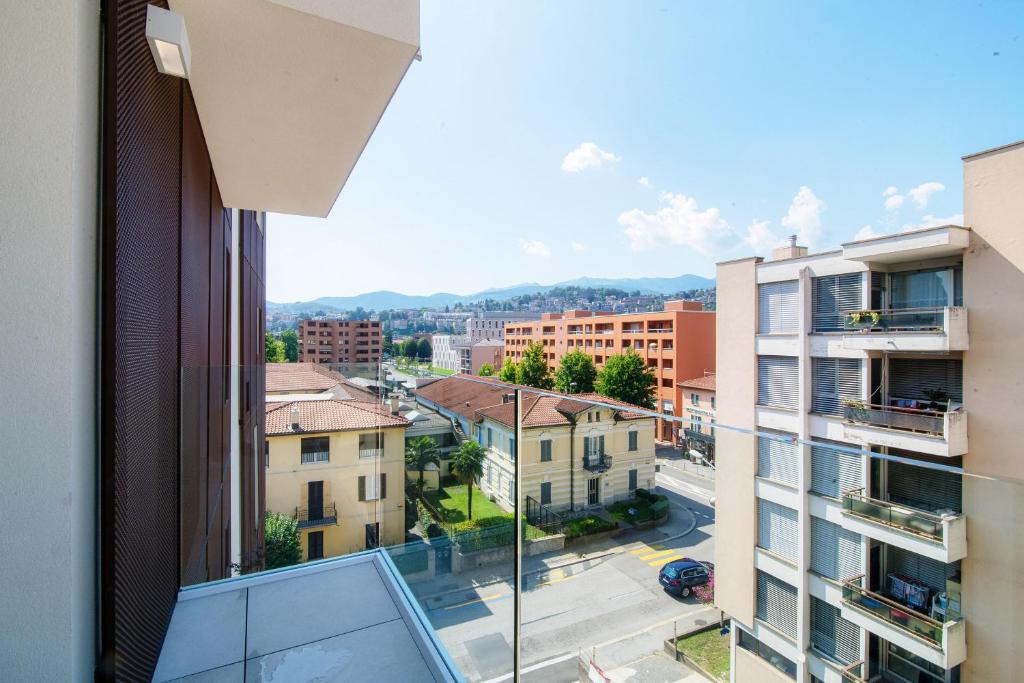Viganello Apartment | Flat Iron Apartments by Quokka 360 - Stylish Urban Stay 5 Minutes from Lugano Centre