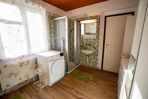 Lengnau House | Gemütliche Wohnung mit Terasse und Feuerstelle