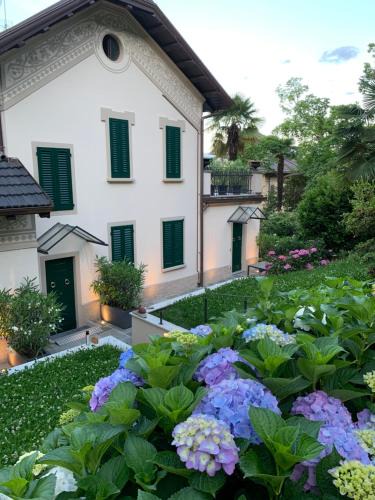Belgirate Apartment | Giardini MAGNOLIA