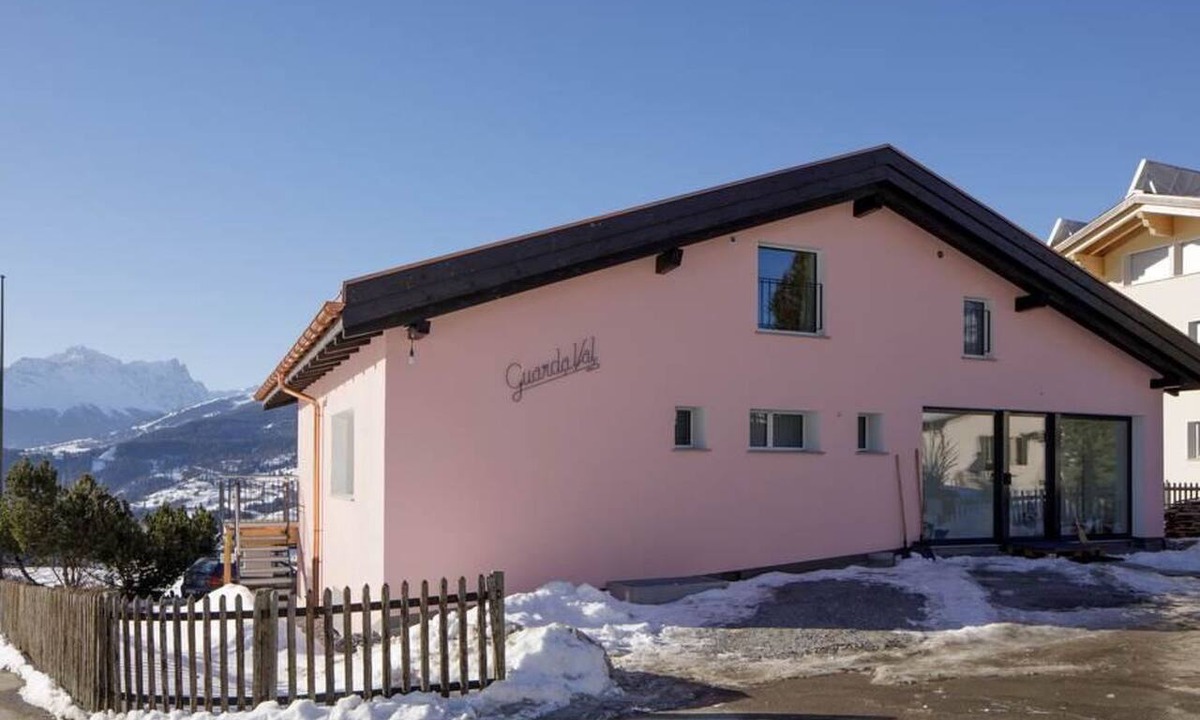Grisons Apartment | Guarda Val Müller Lärchensitz Wohnung Lärchensitz, Wohnung Lärchensitz by Interhome