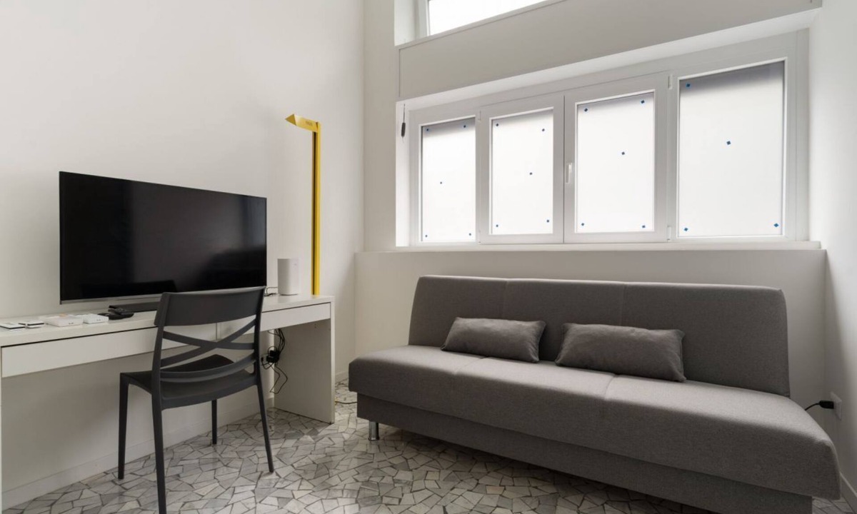 Greco Apartment | GuestHost - Cozy flat of approximately 60sqm, ideal for 3, located on the ground floor of a building.The accommodation is located in the Greco area, characterized by a historic atmosphere, with the Church of San Martino and the Naviglio della Martesana a