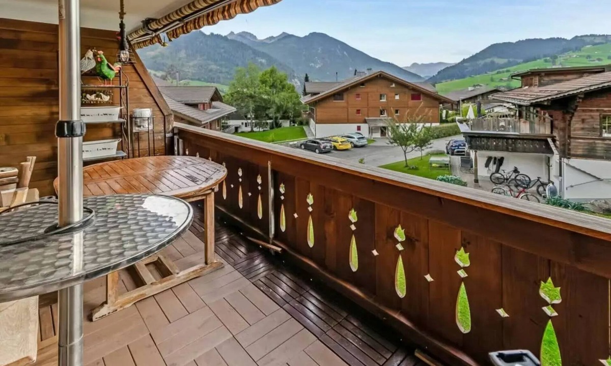 Zweisimmen Apartment | Homerez - Apartment in Zweisimmen