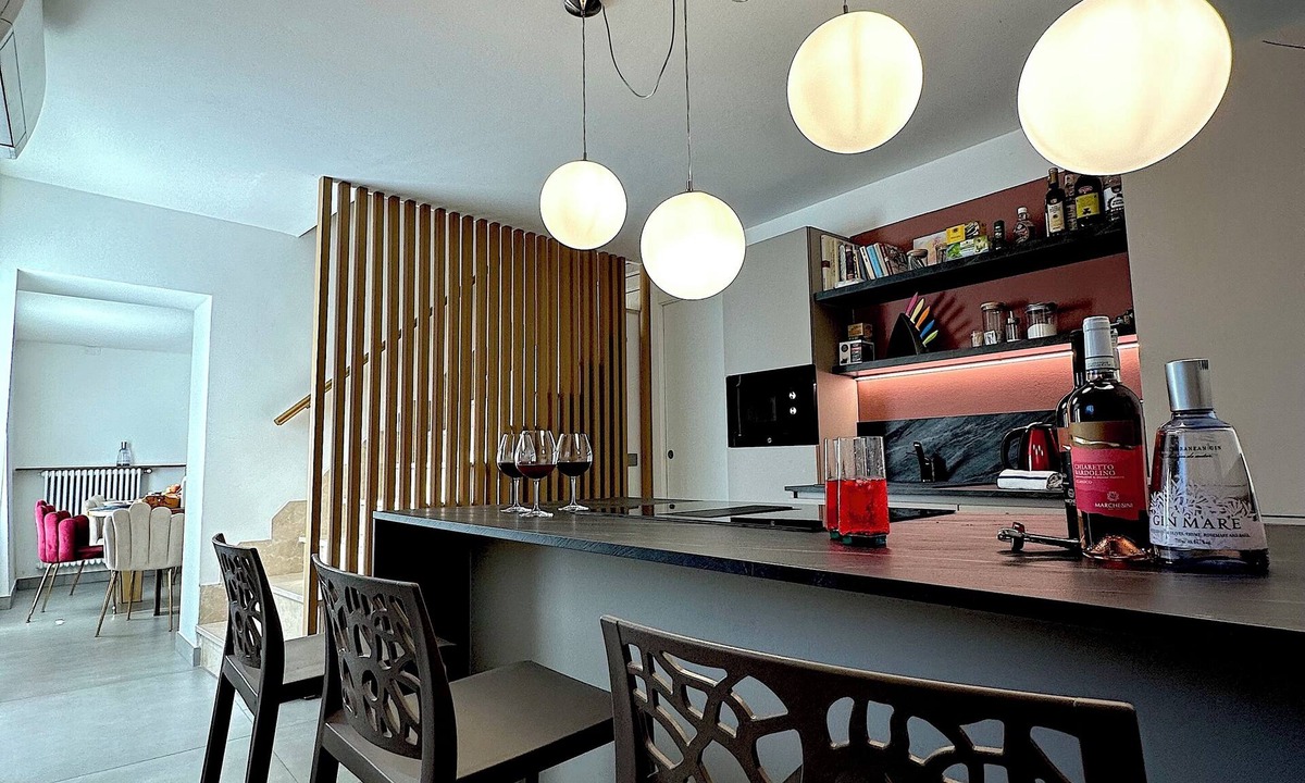 Cavaion Veronese House | House with garden and private parking. Cellar and sauna