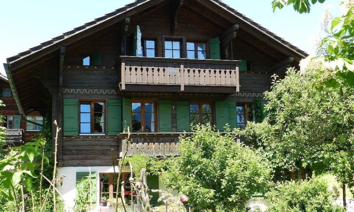 Gstaad Apartment | Im Wiesengrund Appartement/Fewo, Dusche oder Bad, WC 4-Bettwohnung by Interhome