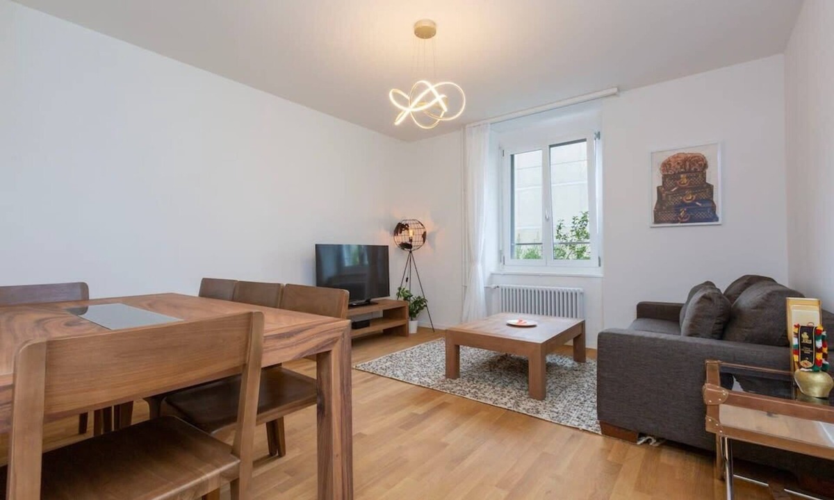 Werd Apartment | In the heart of Zurich - Chic 2-BR Luxury Apt - 1B