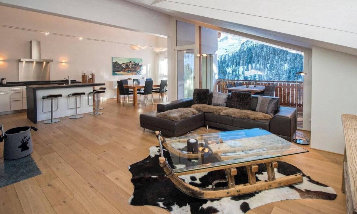 Arosa Apartment | Juggasunna Appartement/Fewo, Dusche und Bad, WC, 7-Bettwohnung by Interhome