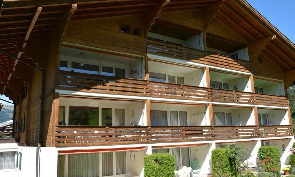 Gstaad Apartment | La Sarine 124 Appartement/Fewo, Dusche oder Bad, WC 4-Bettwohnung by Interhome