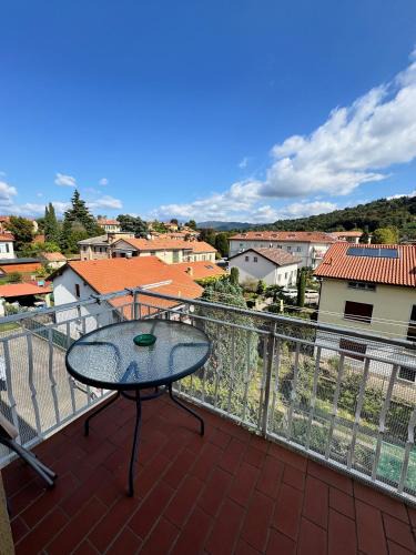 Barzano Apartment | Lake Como & Alps ski Stay for Family or Business near Milan Olympics, Monza, Lecco