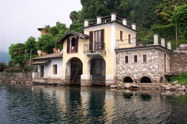 Orta San Giulio House | lake view cottage beach