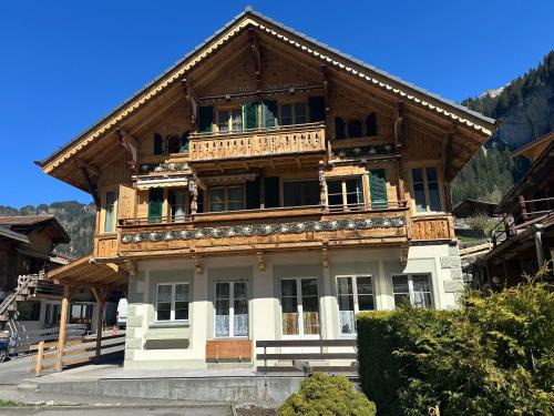 Lauterbrunnen Apartment | Lauterbrunnen Beautiful Staubbach apartment in a charming Chalet