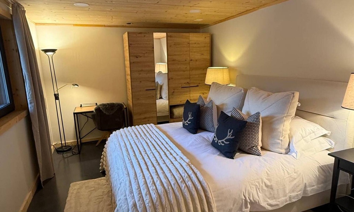 Les Posses-sur-Bex Apartment | Little Chalet Piguet