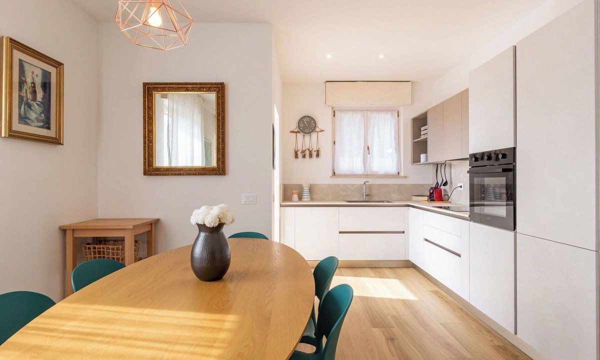 Riva del Garda Apartment | Lovely apartment for 6 people with A/C, WIFI, TV and patio