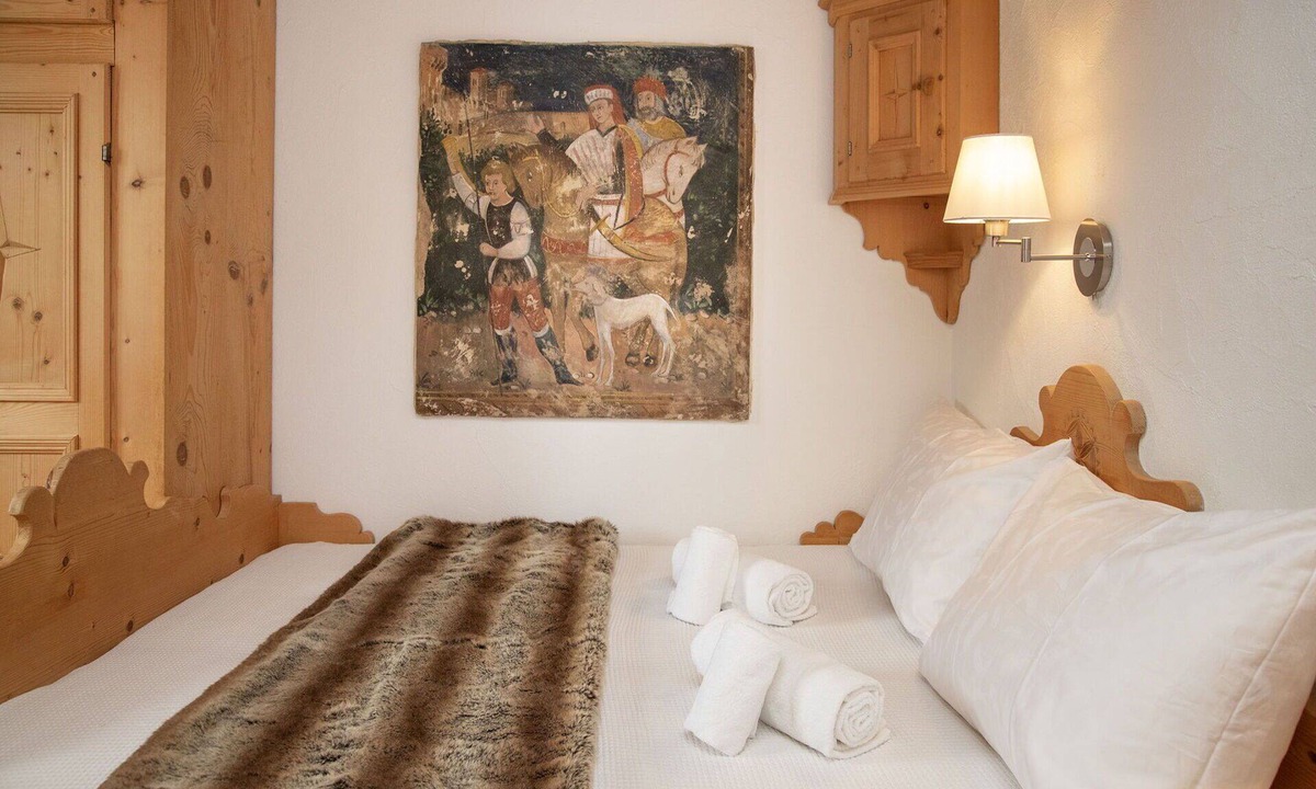Falera Apartment | Lovely apartment for 2 people with pool, WIFI, TV, patio, pets allowed and panoramic view