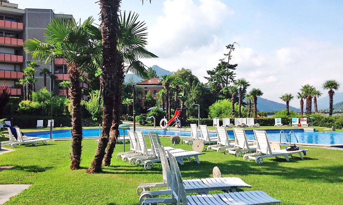 Bissone Apartment | Lovely apartment for 4 guests with pool, A/C, WIFI, TV, balcony and panoramic view